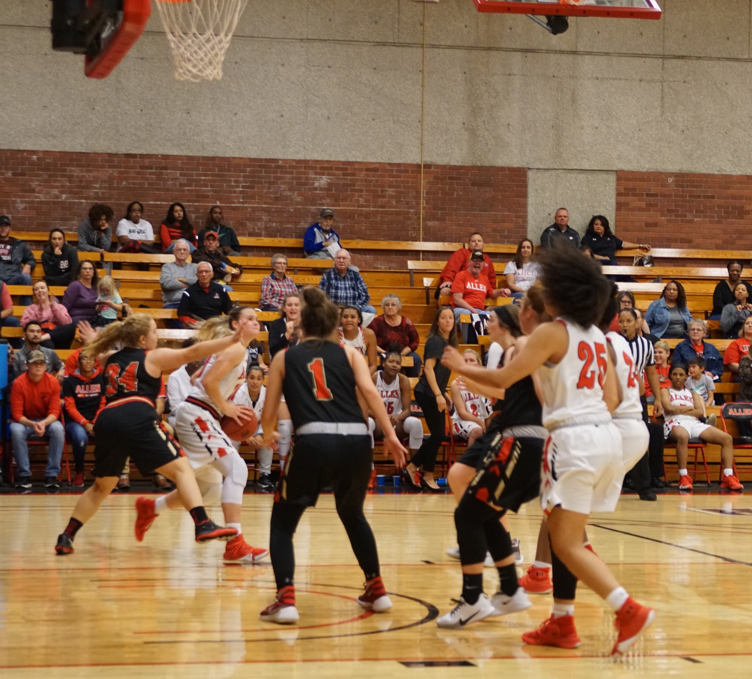 Women Bust Up the Broncs