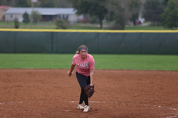 Lake's Walkoff Gives The Lady Red Devils Victory Over Kansas City Kansas Community College