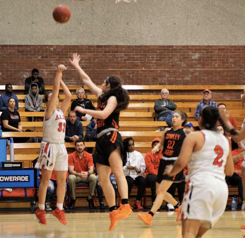 Ladies Tame the Tigers